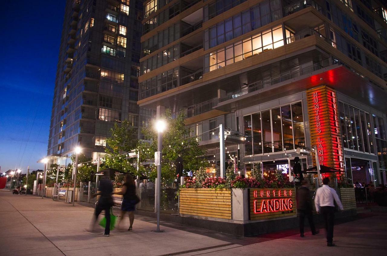 Luxury Downtown Lakeview & City View Condo Toronto Exterior foto